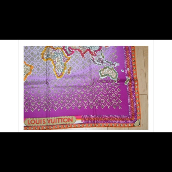 Authentic Louis Vuitton Monogram World Map scarf - Picture 5 of 7